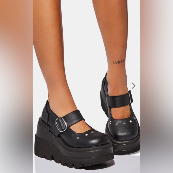 Demonia Black Platform Shoes with Star Accents - Picture 4 of 11